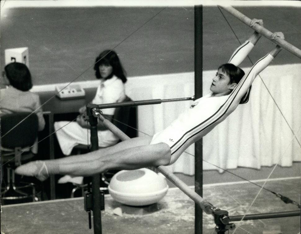 Nadia Comăneci, la 47 de ani de la primul 10 din istoria gimnasticii: ”Așa a apărut saltul Comăneci” 847340