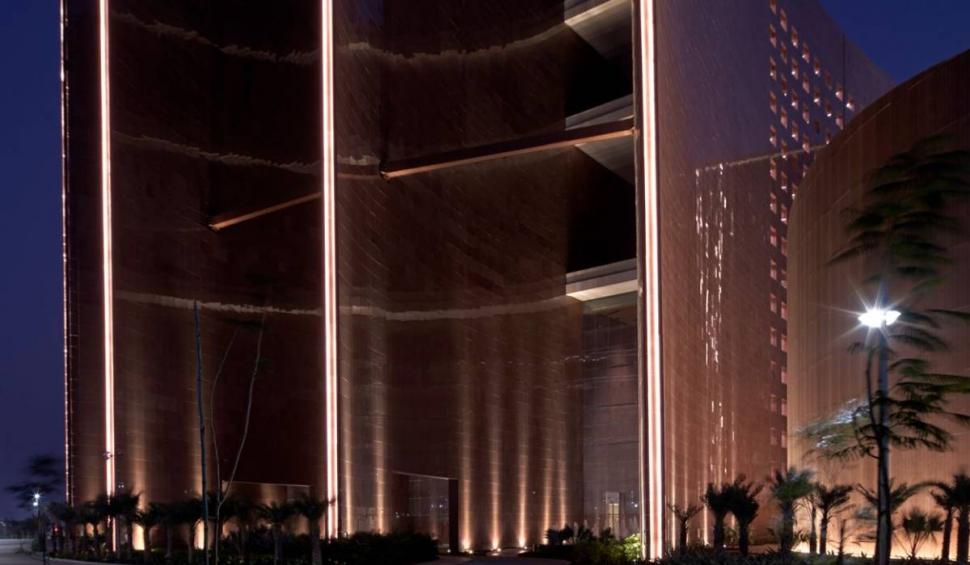 Pentagonul nu mai este cea mai mare clădire de birouri din lume. Construcţia care i-a furat titlul deţinut timp de 80 de ani 847418