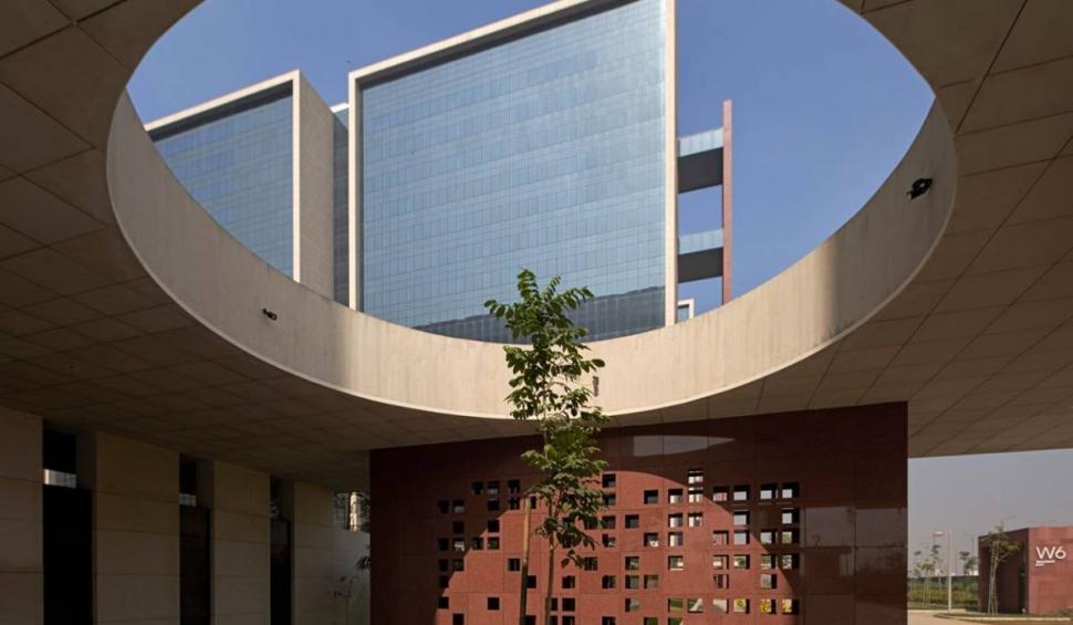 Pentagonul nu mai este cea mai mare clădire de birouri din lume. Construcţia care i-a furat titlul deţinut timp de 80 de ani 847419