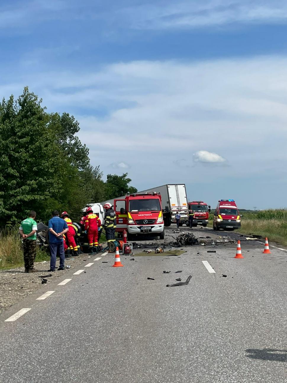 Accident grav pe DN2E în Suceava. Un șofer a murit după o coliziune între un autoturism și un autocamion 847697