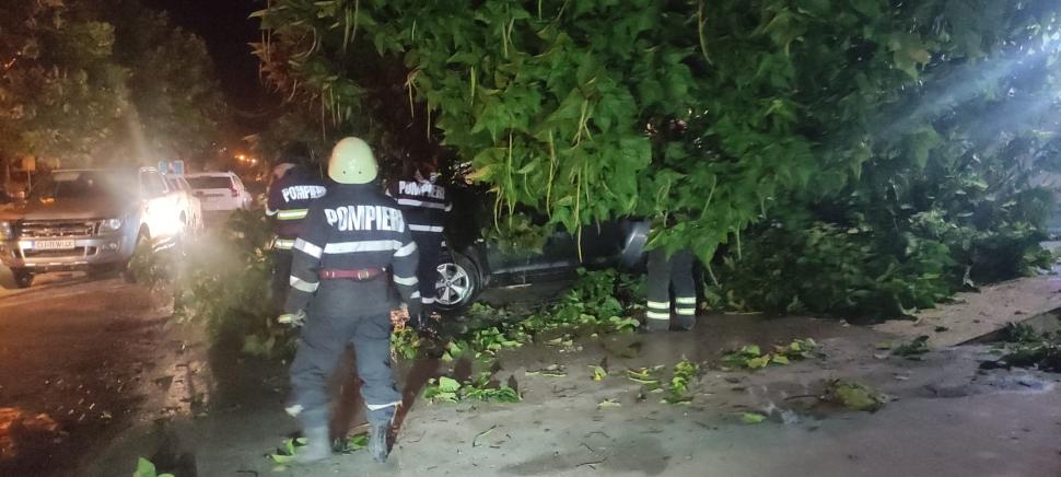 Imaginile dezastrului: "A fost teroare, nu am văzut aşa ceva" | Cum arată localităţile măturate de furtună 847588