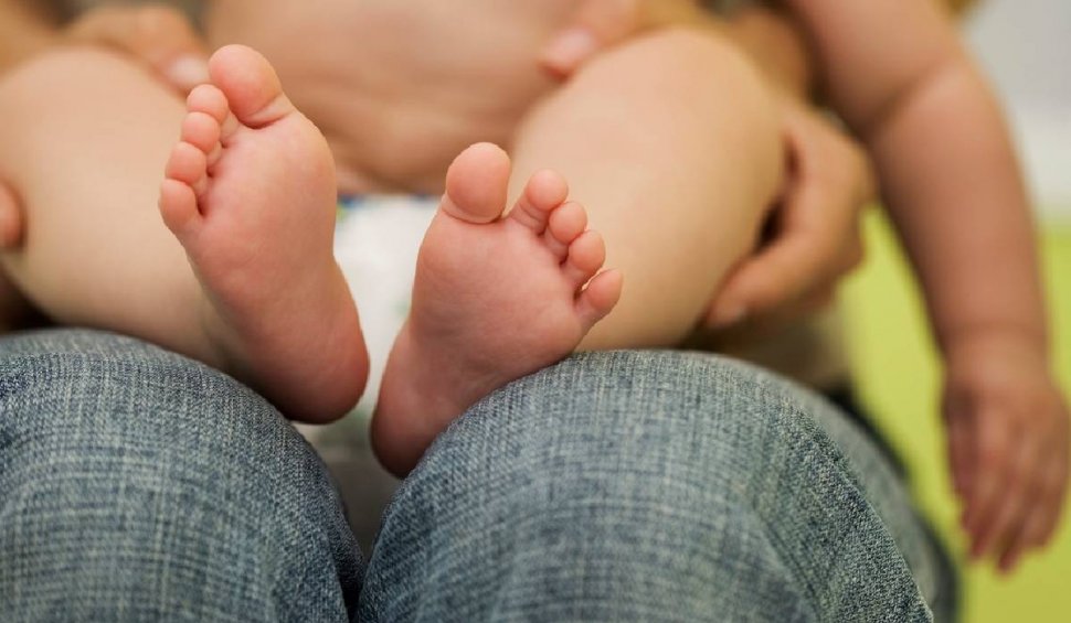 Tragedie în Italia: Un bebeluș s-a stins din viață în brațele mamei sale, care îl alăpta