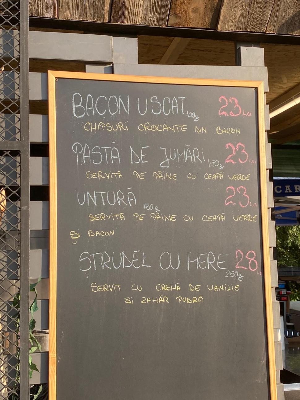 Un turist a făcut publică lista cu preţuri la mâncare de la Electric Castle 847895