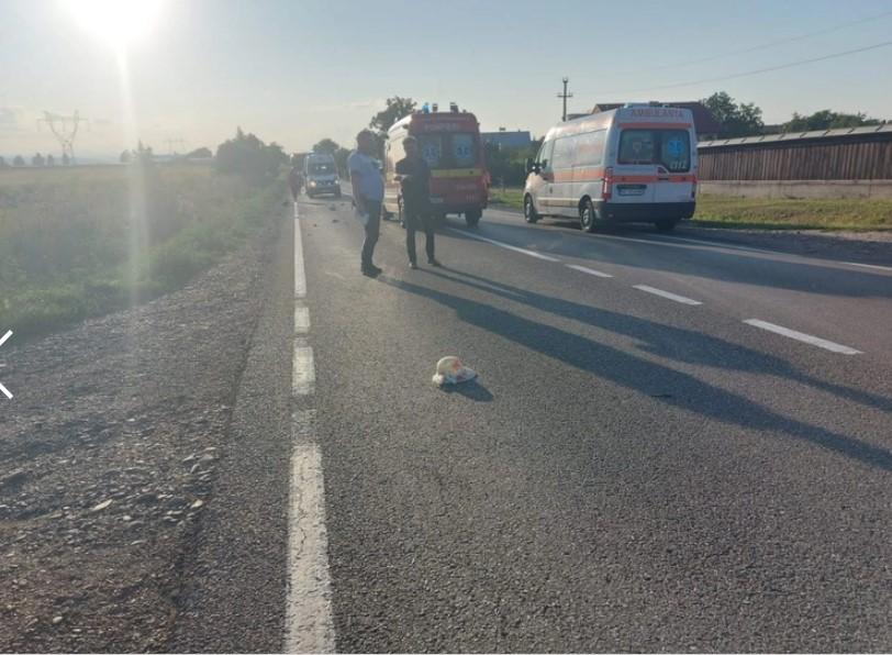 Impact mortal între o motocicletă și o bicicletă, în județul Iași. Trei persoane au murit 848071