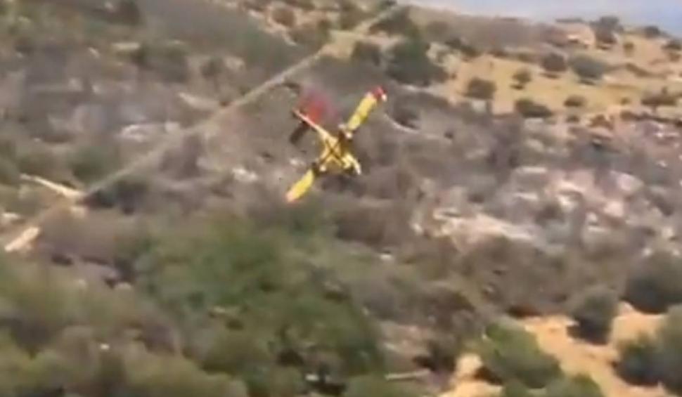 Un avion de stingere a incendiilor s-a prăbușit și a explodat pe o insulă, în Grecia. La bord se aflau două persoane 848645