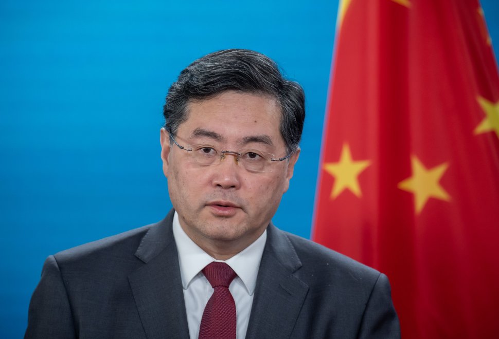 Ministrul chinez de externe a fost revocat din funcție. Qin Gang nu a mai fost văzut de o lună 