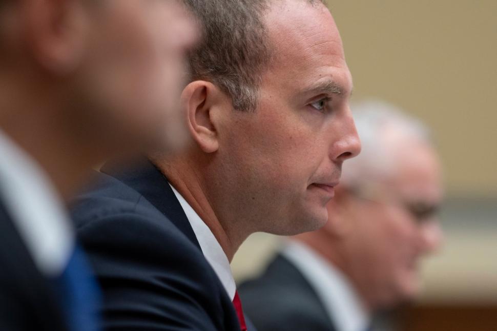 "Guvernul american se află în posesia unor OZN-uri. Au fost recuperate rămășițe non-umane!" | Un fost ofițer de informații din SUA a făcut mărturisirea în fața Congresului 848940