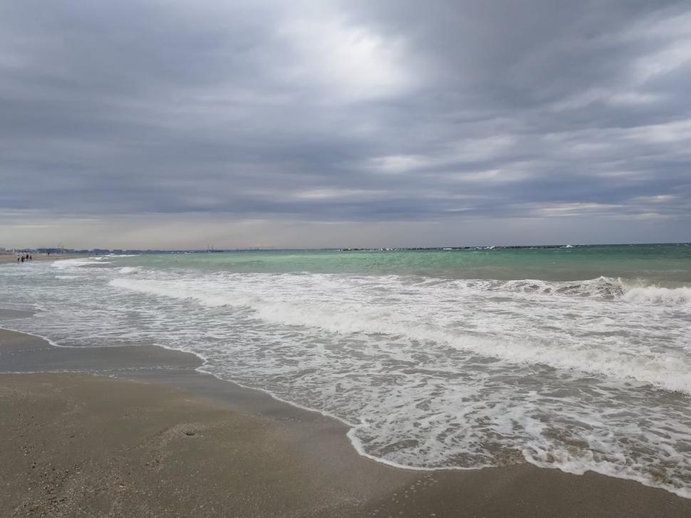 Apa mării s-a răcit cu peste 10 grade Celsius. Explicația fenomenului care a nemulţimit zecile de mii de turişti aflaţi pe litoral 849508