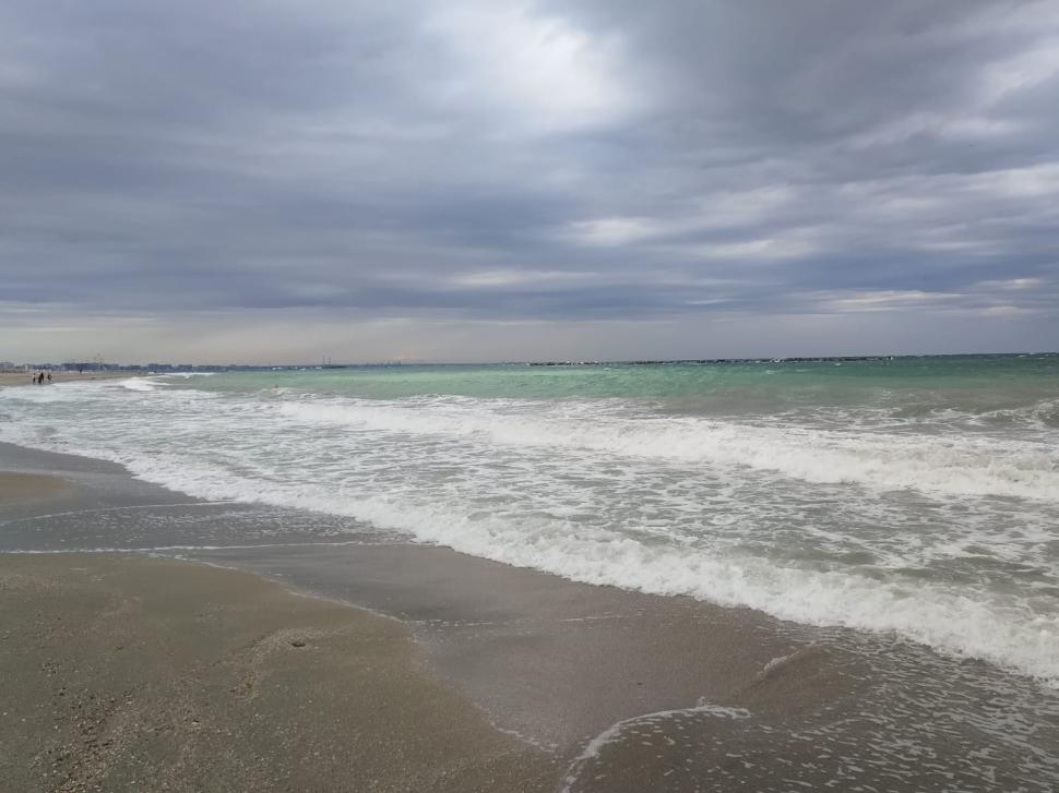 Apa mării s-a răcit cu peste 10 grade Celsius. Explicația fenomenului care a nemulţimit zecile de mii de turişti aflaţi pe litoral 849509