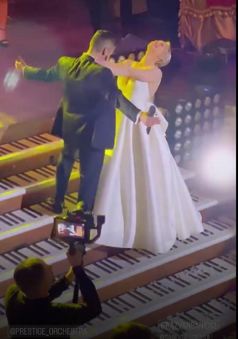 Imagini de poveste de la nunta gimnastei Sandra Izbașa: ”Exact acum trei ani noi ne-am cunoscut” 849683