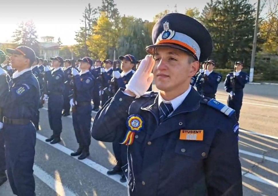 ”Orice copil are o șansă” Povestea impresionantă a lui Andrei, tânărul crescut în orfelinat, care a reuşit să absolve Academia de Poliție 849649