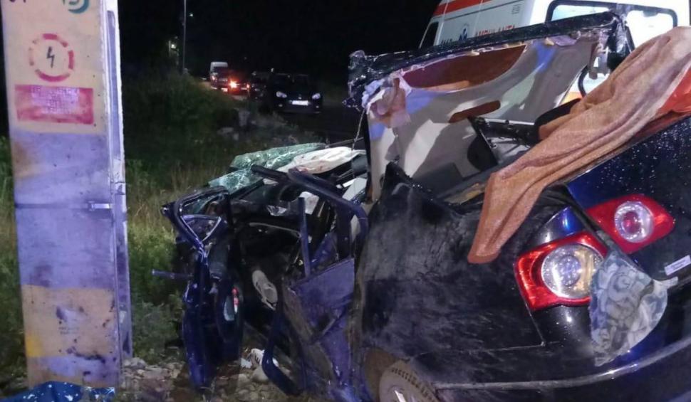"Toți suntem prăpădiți! Nu-mi vine să cred nici acum". Doi tineri de 25 de ani au murit în urma unui accident rutier teribil, în Dolj. Drumul nu ar fi fost semnalizat corespunzător 849939
