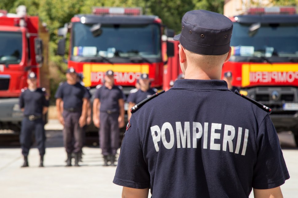 Pompierii români care au intervenit în Grecia au revenit acasă