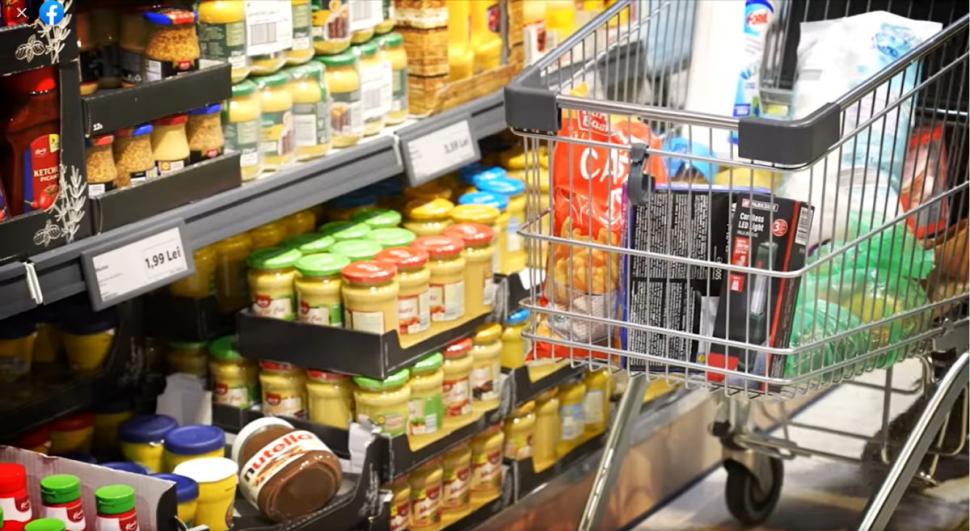Marcel Ciolacu, vizită-control într-un supermarket: "Cele mai mari scăderi de preţ sunt la cartofii noi, apoi la pâine, telemea, făină și mălai" 850671