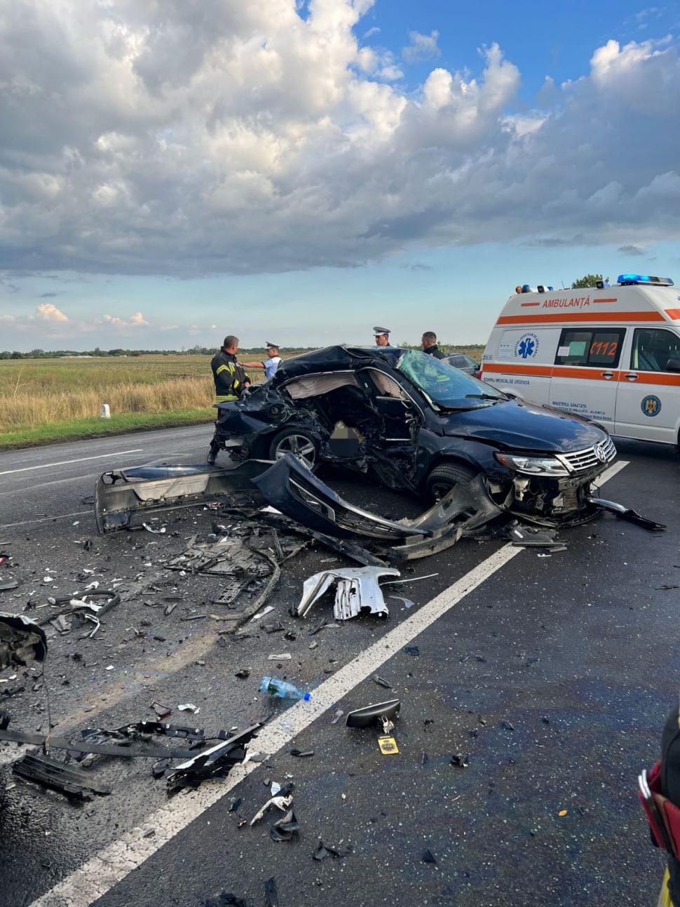 Accident cu trei autoturisme pe DN2 Buzău-Urziceni. O persoană a murit, iar alte două au fost rănite 850877