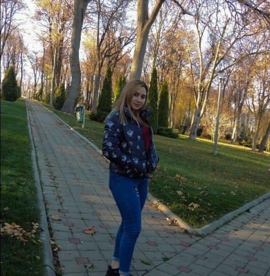 Ea este Alina, fata omorâtă de cea mai bună prietenă într-un parc din Mangalia: "Drum lin spre îngeri, fetiţă cu suflet frumos!" 850904