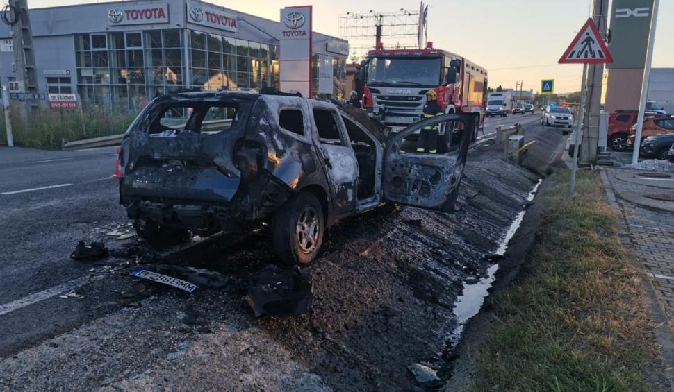 Un şofer din Braşov a rămas fără maşină în timp ce completa amiabila cu o femeie din Sovata 850833