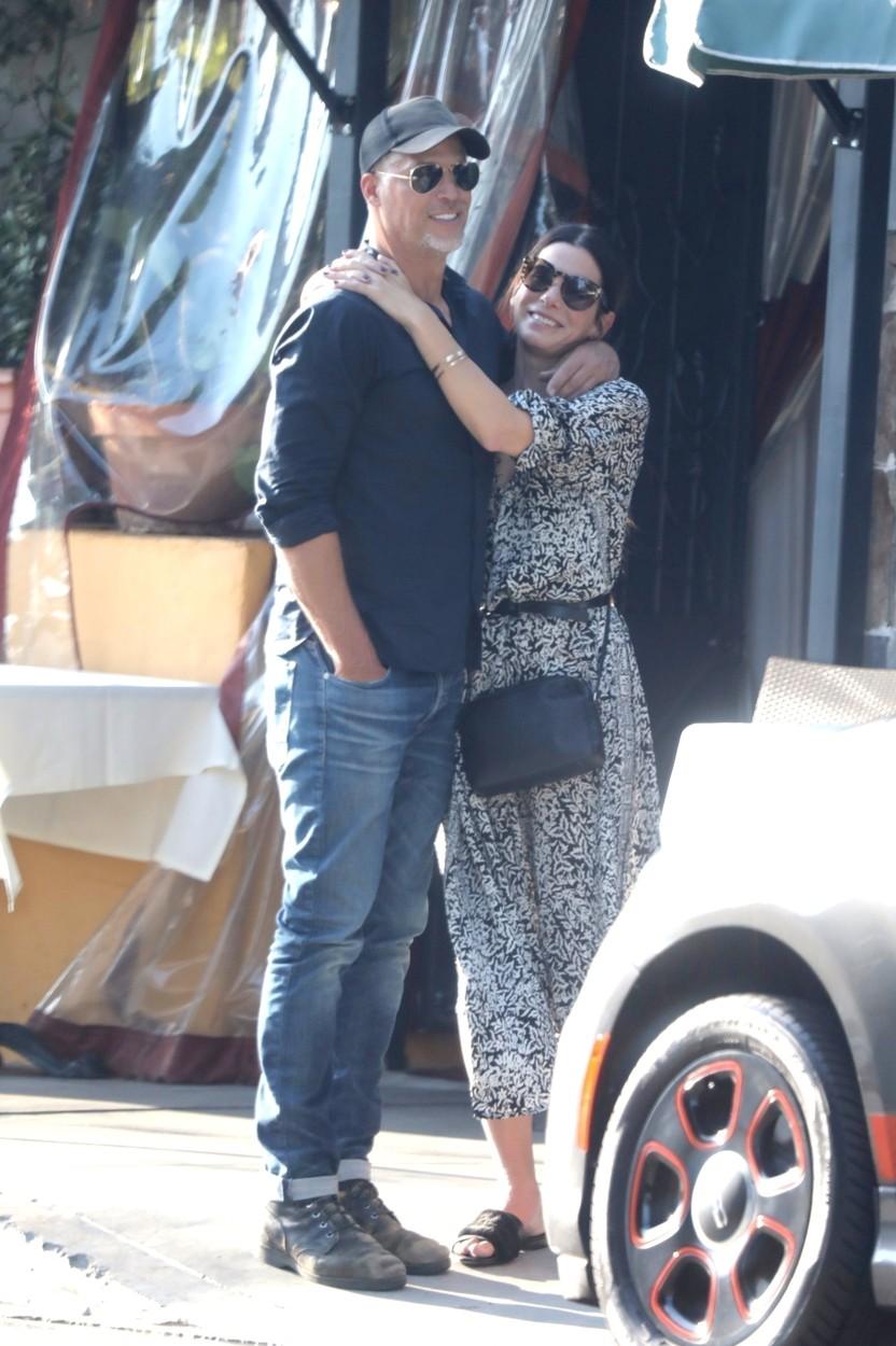 A murit iubitul actriței Sandra Bullock! Bryan Randall suferea, de trei ani, de o boală gravă care afectează creierul 851152