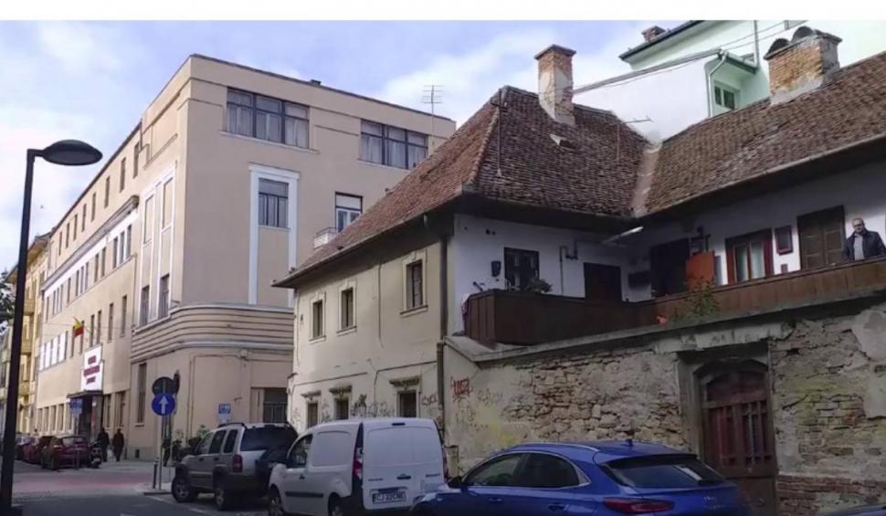 Monument istoric, plin de graffiti, scos la vânzare cu peste două milioane de euro, în Cluj 851486