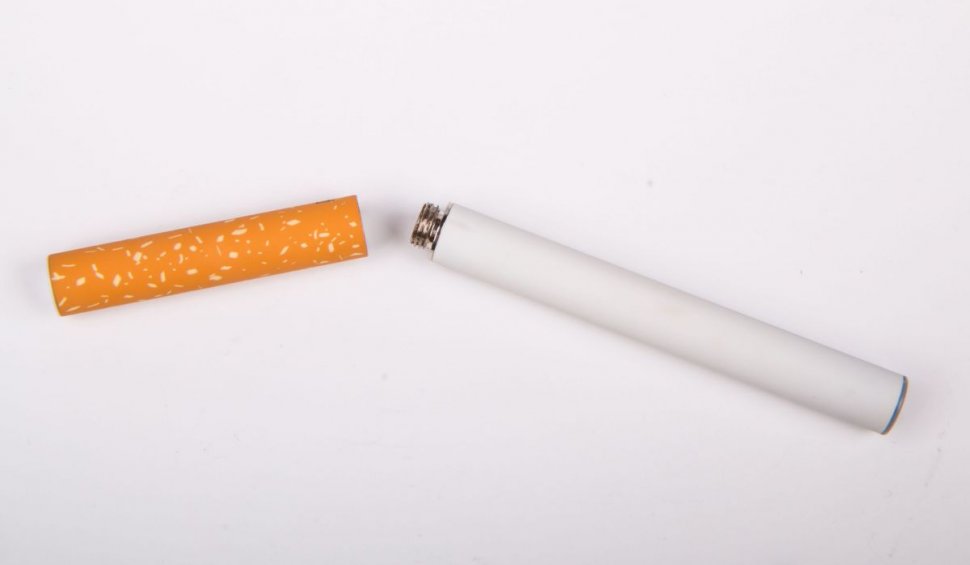 Studiu. Raportul ASH 2023: țigările electronice au o contribuție clară la reducerea ratei fumatului, dar neadevărurile despre vapat îi țin pe mulți fumători departe de această metodă de renunțare la tabac