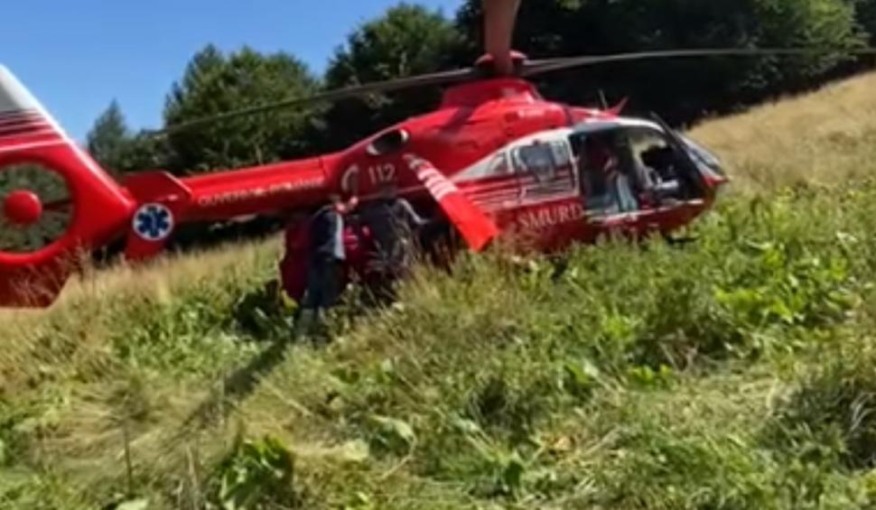 Accident grav în Maramureș: O mașină de teren a căzut într-o râpă | A fost chemat elicopterul SMURD 851871