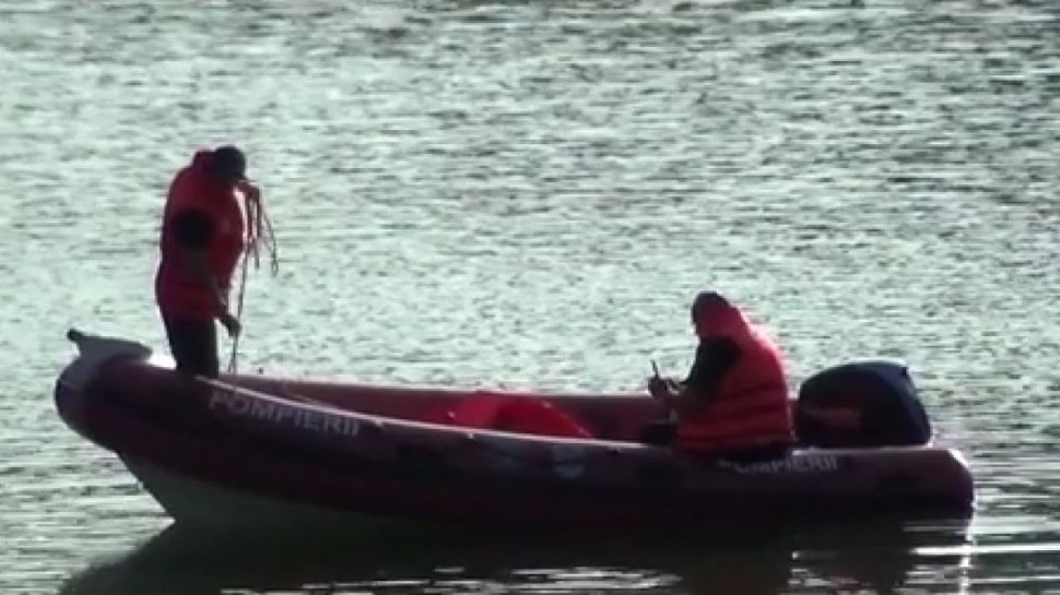 Tragedie pe râul Strei. O femeie care se afla la scăldat nu a mai putut ieși din apă din cauza curenților puternici şi s-a înecat