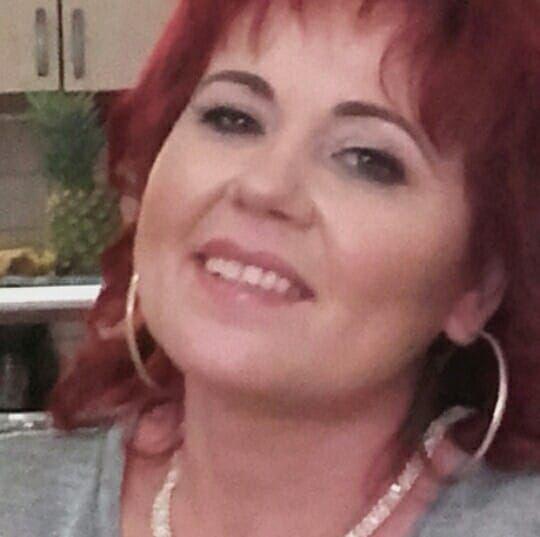 Ea este Alessia, femeia care şi-a găsit sfârşitul sub un tramvai din Arad, pentru că nu a vrut să îşi abandoneze fiica aflată într-un scaun cu rotile 852387