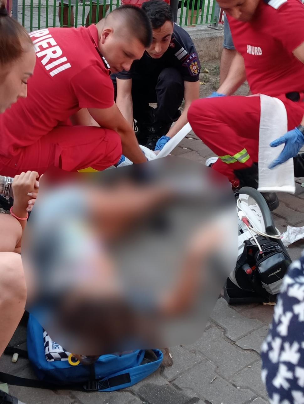 Fată de 12 ani, rănită după ce s-a urcat pe o masă de ping-pong care s-a rupt, într-un parc din Sectorul 4  852516