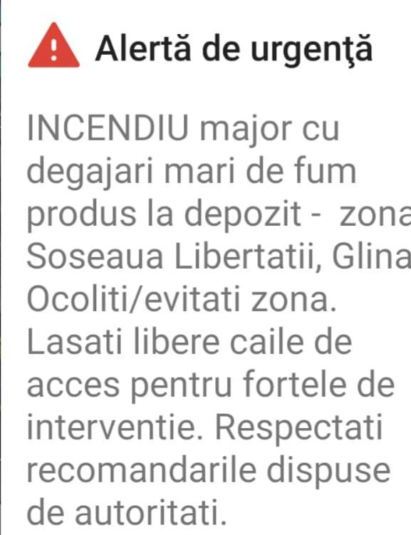 Incendiu de proporții la un depozit din localitatea Glina. A fost emis mesaj RoAlert 852898