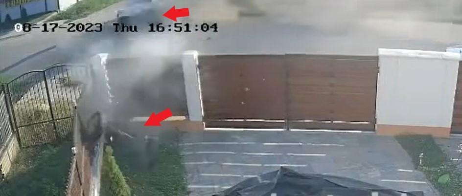 Momentul accidentului înfiorător în care un copil de 1 an și-a pierdut viața. Era ținut în brațe de mama lui, pe bancheta din spate a mașinii 852830