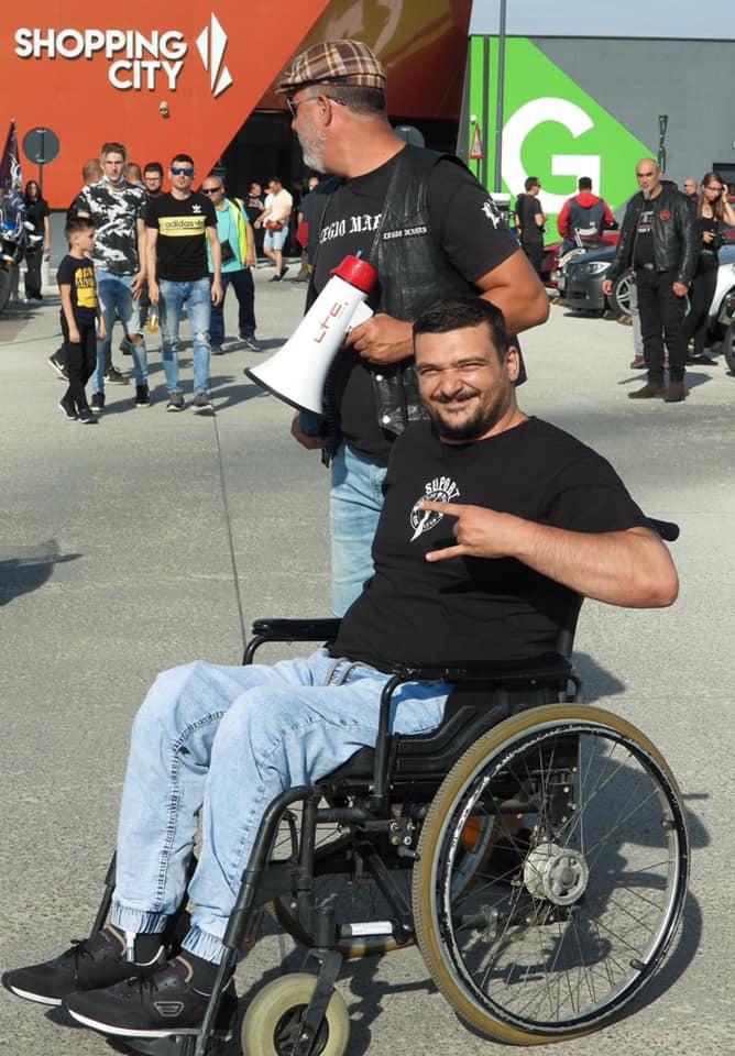 ”Prea tânăr ai plecat” A murit rugbistul Ștefan Stan, după mai mulți ani de chin. Era țintuit într-un scaun cu rotile, în urma unui tragic accident 852864