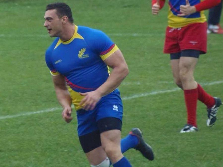 ”Prea tânăr ai plecat” A murit rugbistul Ștefan Stan, după mai mulți ani de chin. Era țintuit într-un scaun cu rotile, în urma unui tragic accident 852867