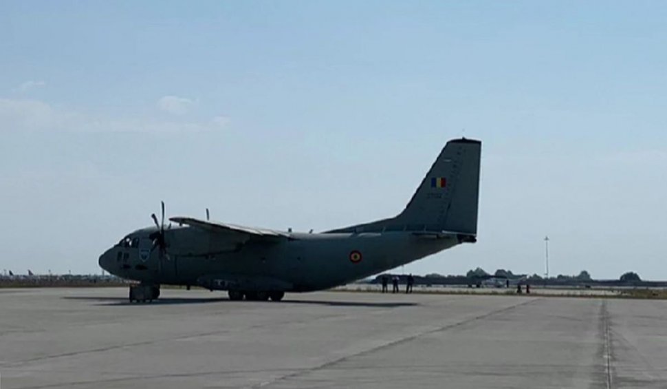 Şeful guvernului de la Kiev a zburat la București cu un avion militar românesc | General român: "E de felicitat echipajul!"