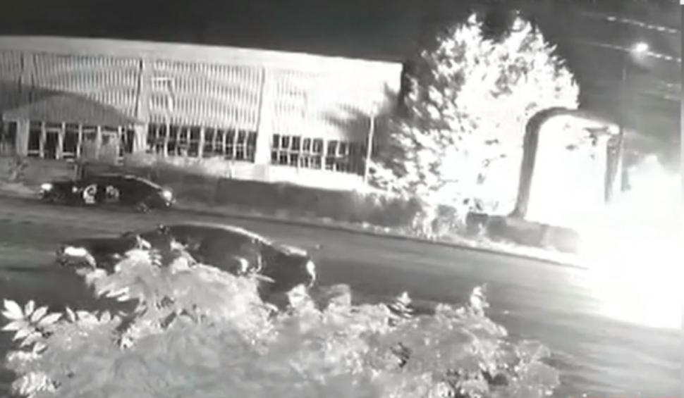 Filmul accidentului din Ploieşti, unde doi tineri au murit arşi de vii într-o maşină | "Erau nişte băieţi atât de cuminţi" 853490
