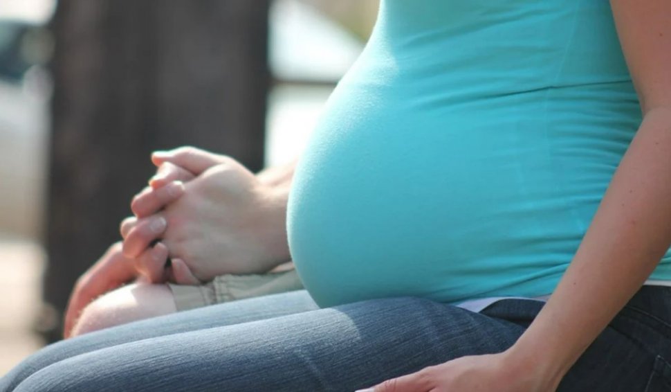 Femeia gravidă din Gorj, operată de hernie, a declarat pe propria răspundere că nu este însărcinată