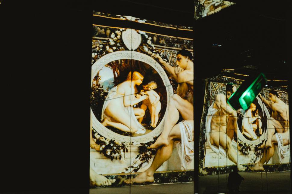 Imagini spectaculoase de la primul muzeu imersiv din România, gata să îşi primească vizitatorii în acest weekend la Bucureşti 853902