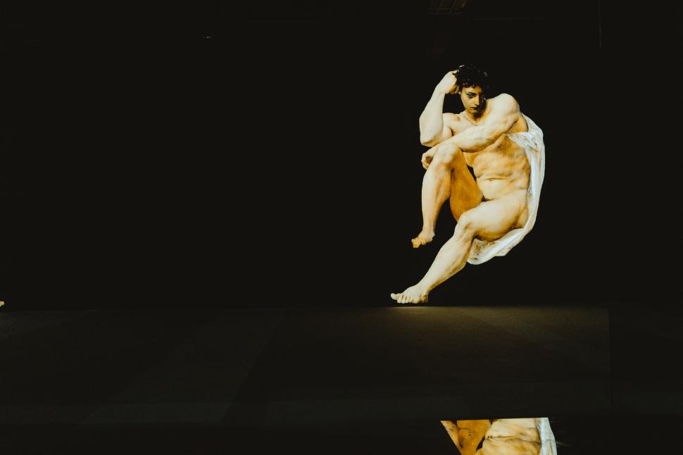 Imagini spectaculoase de la primul muzeu imersiv din România, gata să îşi primească vizitatorii în acest weekend la Bucureşti 853904