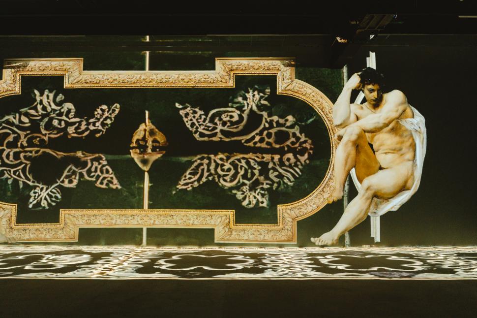 Imagini spectaculoase de la primul muzeu imersiv din România, gata să îşi primească vizitatorii în acest weekend la Bucureşti 853905