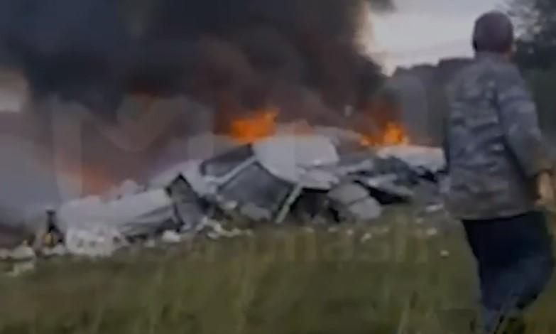 Primele imagini cu avionul prăbuşit în Rusia, în care a murit Evgheni Prigojin 853924