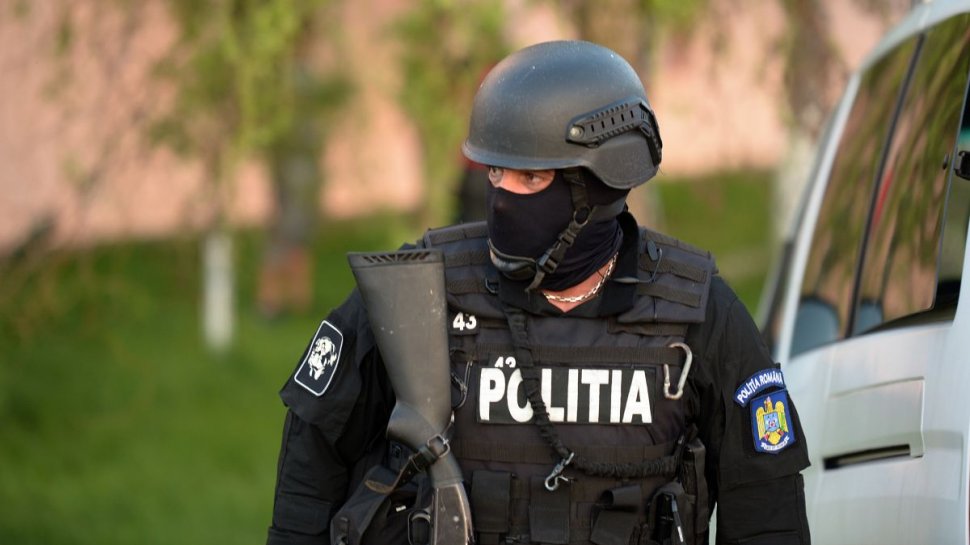 Comunele din România păzite de forţe de ordine, din cauza scandalurilor frecvente între clanuri