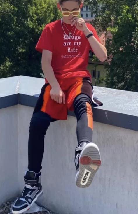 Filmul complet al (in)acţiunii poliţiştilor în noaptea tragediei de la 2 Mai 854016