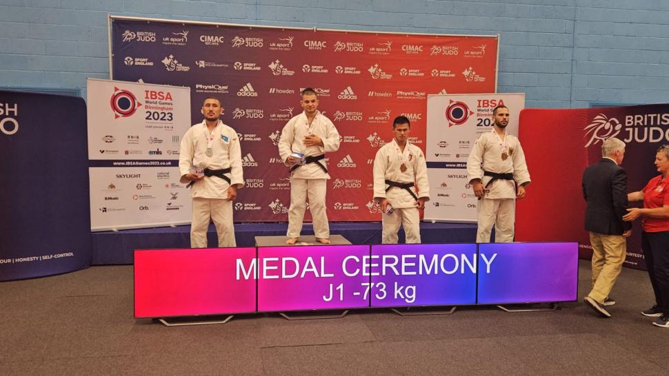 Alexandru Bologa a câştigat titlul mondial la judo pentru nevăzători 854413