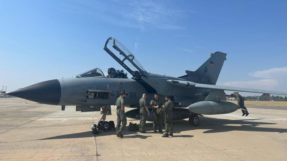 BIAS 2023, program detaliat pe ore, cum ajungi la show-ul aviatic și unde poţi să parchezi 854355