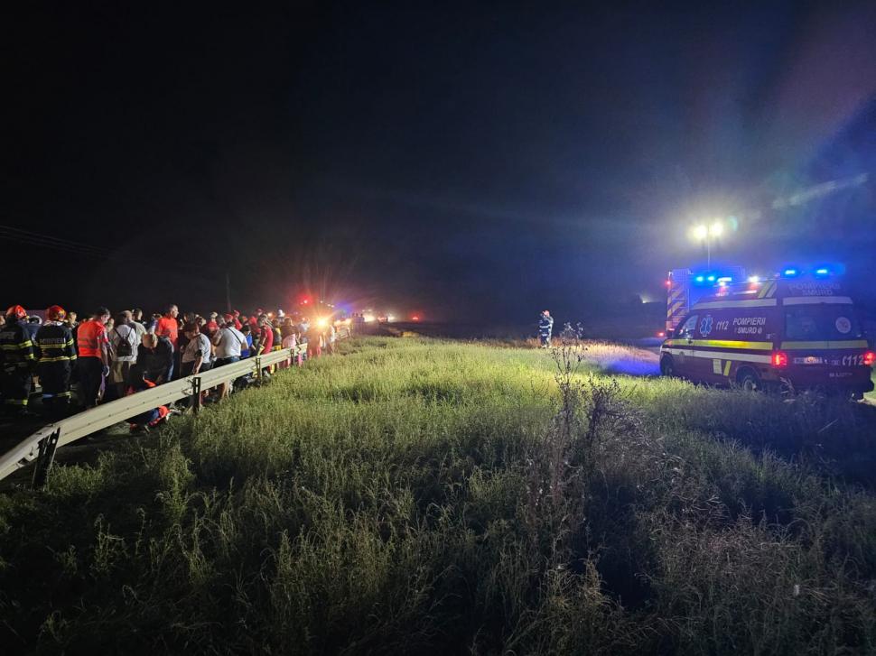 Accident cu zeci de răniţi, în Brăila, după ce un autocar a intrat în plin în remorca unui camion | Autorităţile au activat planul roşu de intervenţie 854444