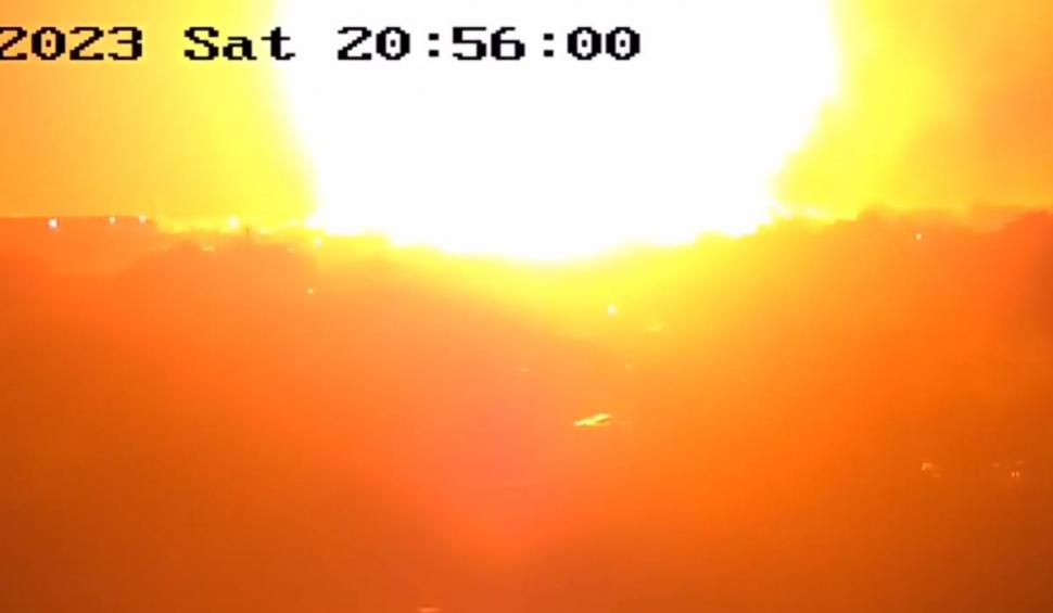 Exploziile din Crevedia, surprinse pe camerele de supraveghere de la poligonul lui Titi Aur 854690