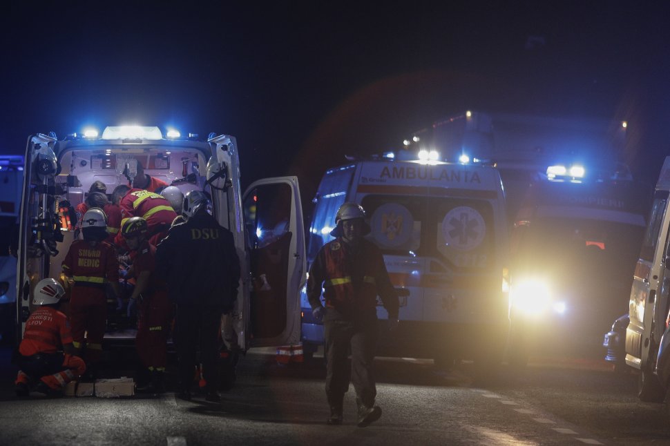 Cinci pacienți cu arsuri, transportați cu aeronave militare către spitale din Austria și Germania