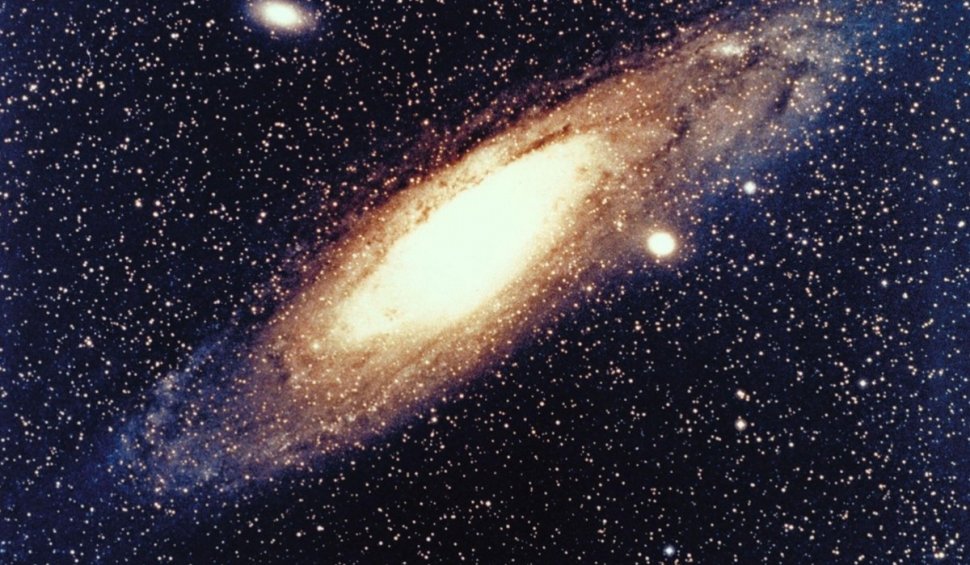 Imagine spectaculoasă cu cele mai vechi stele din galaxia Calea Lactee, surprinsă de Telescopul Spaţial Hubble