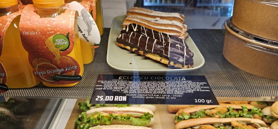 Un turist a făcut publică lista de prețuri la mâncare din Aeroportul Otopeni: "Este exagerat!" 854534