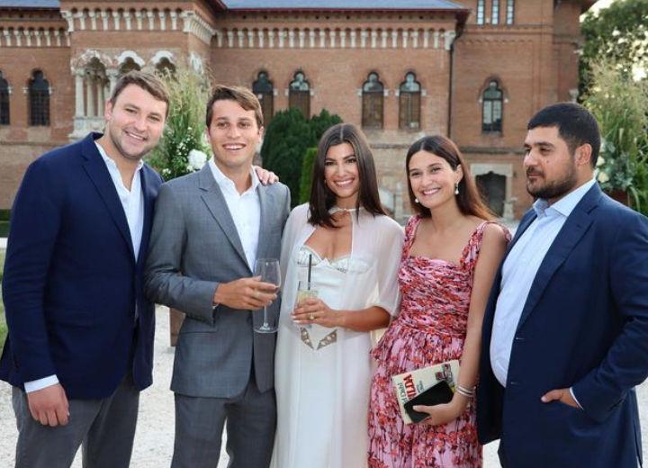 Fiica lui Mircea Geoană, Ana-Maria, a avut o nuntă ca-n povești. S-a măritat cu Garrett Cayton în Veneţia 854862