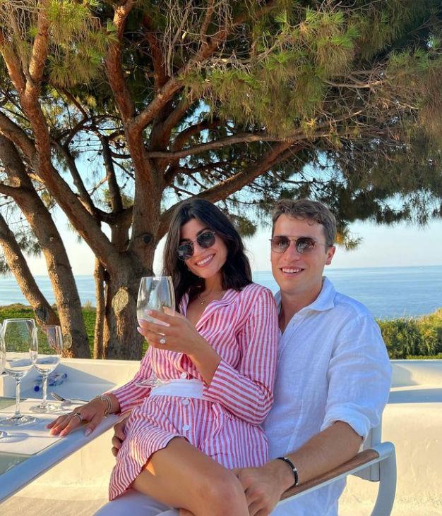 Fiica lui Mircea Geoană, Ana-Maria, a avut o nuntă ca-n povești. S-a măritat cu Garrett Cayton în Veneţia 854864